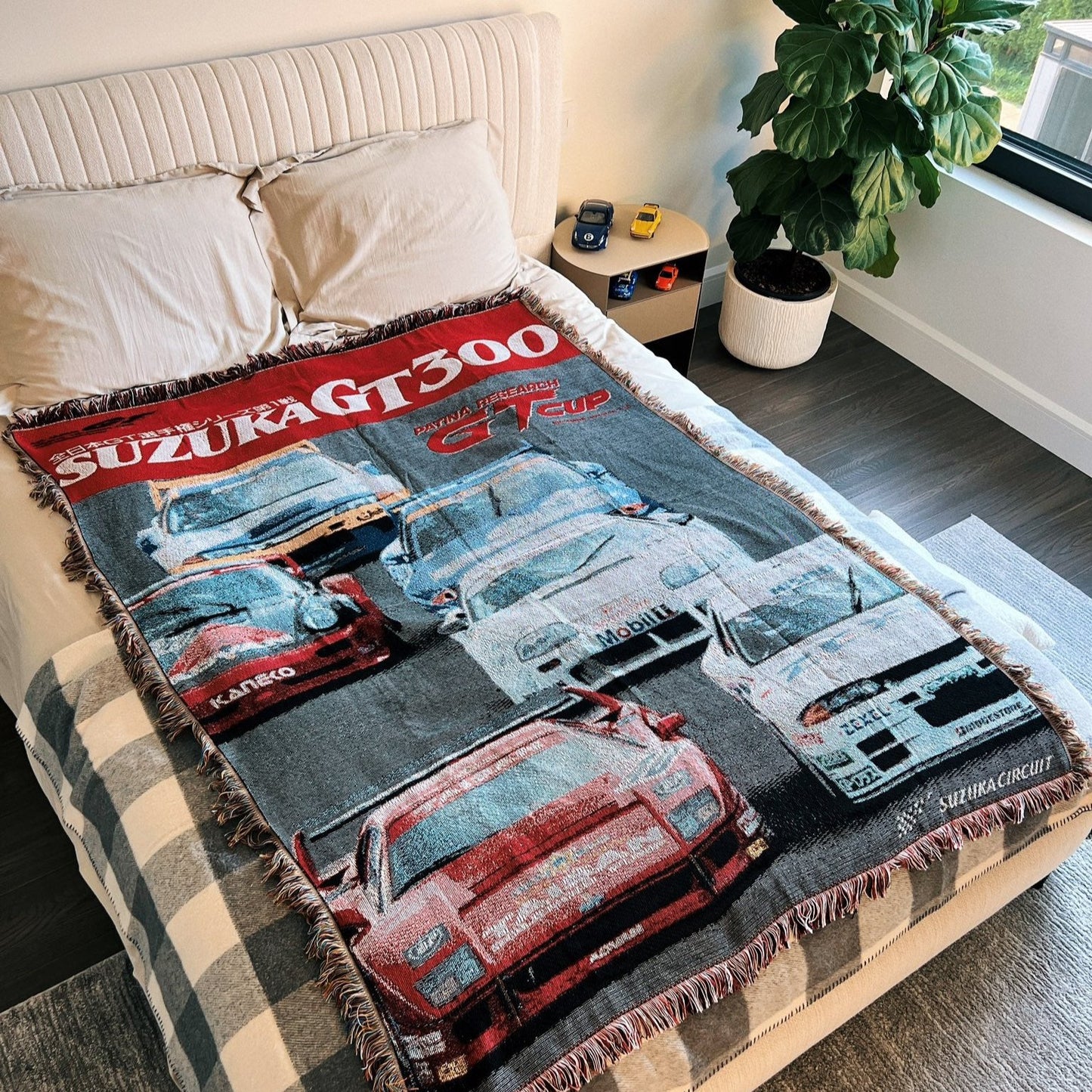 GTcup Woven Blanket